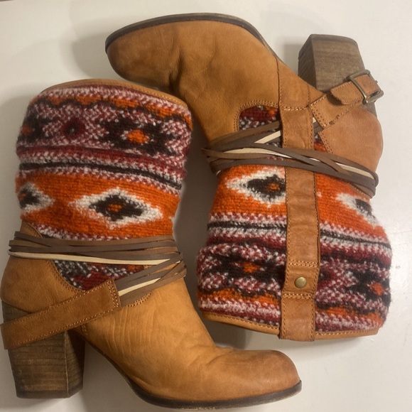 Steve Madden Leather Boho Southwestern Cognac Tolteca Mid-Calf Boot size… - Picture 8 of 10